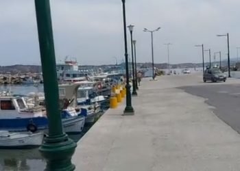 Την ανέσυραν πνιγμένη-Έπεσε στο λιμάνι με το αυτοκίνητό της