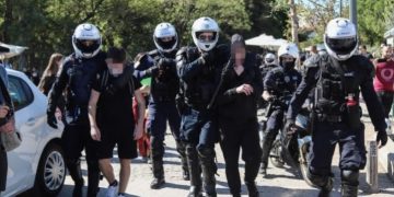 Alldaynews.gr Τέσσερα μερόνυχτα μαθητές στη ΓΑΔΑ – “Καψώνια”, περίεργες ερωτήσεις και επίδειξη δύναμης