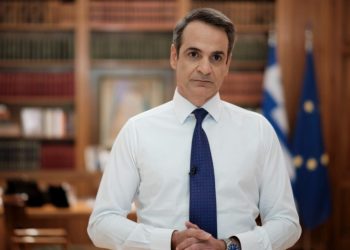 Tα δύο μέτρα-“Bόμβες” που βρίσκονται στο γραφείο του Μητσοτάκη – Τι έχουν εισηγηθεί οι λοιμωξιολόγοι