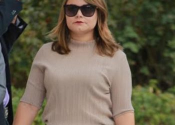 Εκτός εαυτού η Ουρανία Μιχαλολιάκου: «Γ@@@ τις μάνες σας, μ@@@@πανά» (vid)