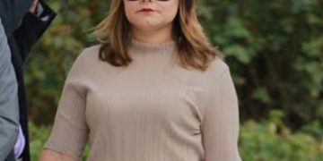 Εκτός εαυτού η Ουρανία Μιχαλολιάκου: «Γ@@@ τις μάνες σας, μ@@@@πανά» (vid)