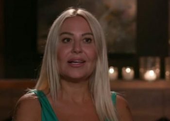 Οι παίκτριες «άδειασαν» την Έλενα Μπάση για την ηλικία της μετά την αποχώρησή της