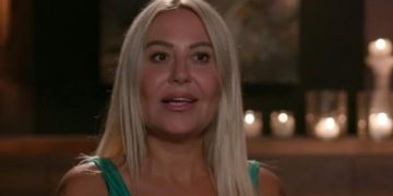 Οι παίκτριες «άδειασαν» την Έλενα Μπάση για την ηλικία της μετά την αποχώρησή της