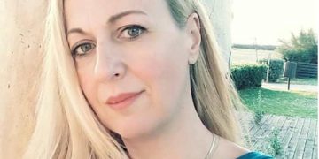 Alldaynews.gr Ανείπωτος ο θρήνος για την Σοπράνο Πόλυ Νικολοπούλου: Νεκρή η 20χρονη κόρη της