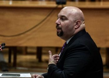 Προκλητικός ο Παναγιώταρος: Εύχομαι κάποιοι άλλοι να κάνουν καλύτερα τη δουλειά από ό,τι εμείς