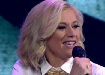 Ραχήλ Μακρή: Δυνατή και σέξι παρουσία στο J2US[video]