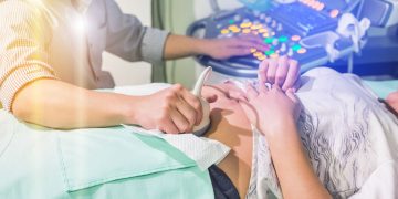 Alldaynews.gr υπέρηχος γυναικολόγος έγκυος εγκυμοσύνη