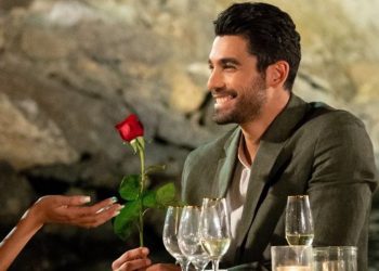 the bachelor - Παναγιώτης Βασιλάκος