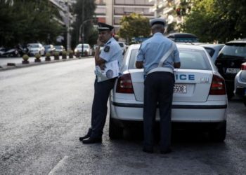 Χτύπησε οδηγό μοτοσυκλέτας, τον εγκατέλειψε αιμόφυρτο στην άσφαλτο και έφυγε για Γερμανία