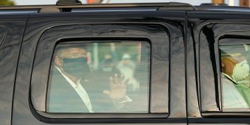 Τραμπ βόλτα με το SUV