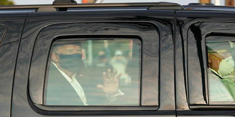 Τραμπ βόλτα με το SUV