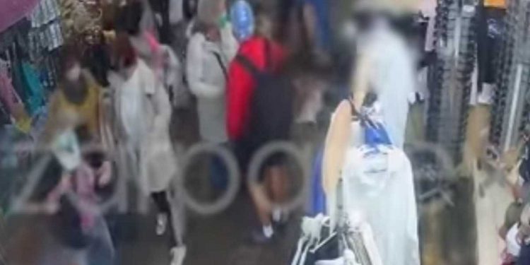 Alldaynews.gr Κρήτη: Χαμός και ξύλο στην αγορά (video)