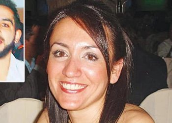 Αυτός που Βίασε και Έκαψε την 34χρονη Ζωή έγινε κομμωτής σκύλων και παντρεύτηκε μέσα στη φυλακή