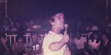 Alldaynews.gr «Συχώρα μας, φίλε Τάκη»: Ο ξεχασμένος γίγαντας της ζωής που έφυγε ζητώντας μια τελευταία χάρη