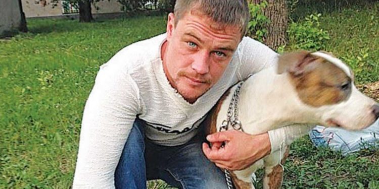 Alldaynews.gr Κύμα συμπαράστασης για 34χρονο Ρώσο που σκότωσε παιδεραστή!