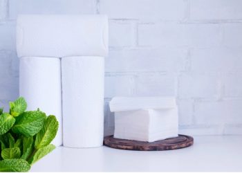 Τρία πράγματα που δεν πρέπει ποτέ να καθαρίζετε με χαρτί κουζίνας