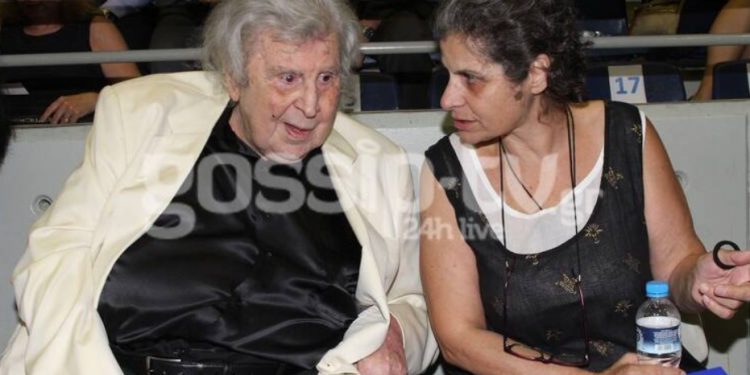 Alldaynews.gr Έκκληση βοήθειας από τη Μαργαρίτα Θεοδωράκη: «Δεν έχω να φάω, ζω χωρίς ρεύμα»
