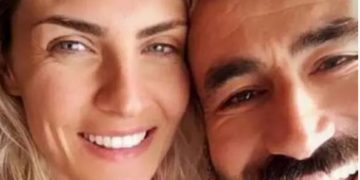 Alldaynews.gr Κορωνοϊός: Εσπευσμένα στο νοσοκομείο και η σύντροφος του Γιώργου Μαυρίδη!