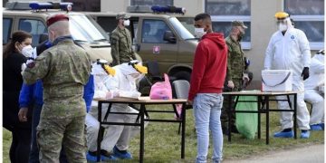 Alldaynews.gr Σλοβακία: Σχεδόν ο μισός πληθυσμός της χώρας έκανε τεστ κορονοϊού σε μια μέρα