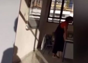 Καταδικάστηκε η φιλόλογος του ΕΠΑΛ Υμηττού που δεν φορούσε μάσκα