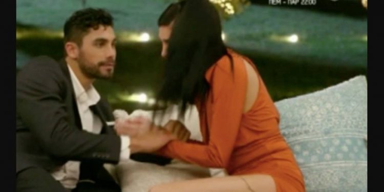 Alldaynews.gr «Θέλω να φύγω..» – Λύγισε η Σία και έφερε ανατροπή