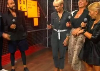 Ο Μουζουράκης πήγε να ζητήσει τα ρέστα από τις αδερφές της που ξίνισαν