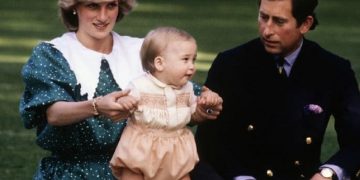 Alldaynews.gr Η πραγματική ιστορία πίσω από τον χωρισμό του πρίγκιπα Καρόλου και της πριγκίπισσας Diana