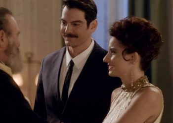 Άγριες Μέλισσες – Αποκάλυψη: Πυκνά σύννεφα στη σχέση Δόμνας – Κωνσταντή! Θα χωρίσει για τα μάτια της Δρόσως;