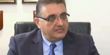 Εξαδάκτυλος