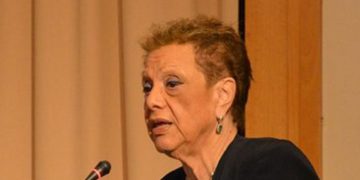 Alldaynews.gr Λοιμωξιολόγος Γιαμαρέλλου: Ασφαλώς συνεχίζω να κοινωνώ – Ή πιστεύεις ή δεν πιστεύεις