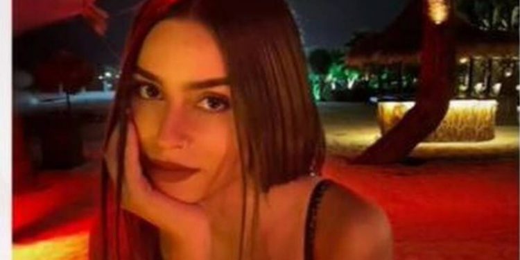 Alldaynews.gr Θρήνος για τη 19χρονη Γιάννα: Το φρικτό τροχαίο και η σπαρακτική έκκληση των γονιών της