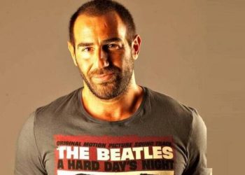 Θρήνος για τον Αντώνη Κανάκη: Πέθανε φίλος του από κορονοϊό