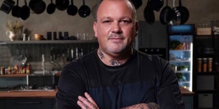 Alldaynews.gr Σκαρμούτσος για Lockdown: “Είναι λάθος να ανοίξουμε για 10 μέρες και να κλείσουμε ξανά”