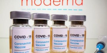 Alldaynews.gr Moderna: Με το εμβόλιο δεν νοσείς σοβαρά, αλλά μπορεί να κολλήσεις και να μεταδόσεις τον ιό (video)