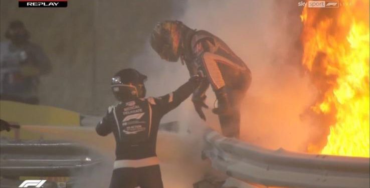 Alldaynews.gr Formula 1: Σοκαριστικό ατύχημα στο Μπαχρέιν – Εξερράγη μονοθέσιο στην πρώτη στροφή (Video)