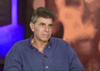 Γιάννης Μπέζος: “Δεν θέλω να μιλάω με ηλίθιους” (video)