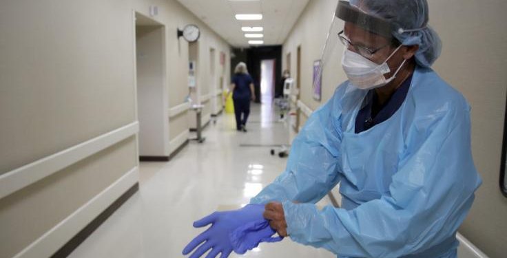 Alldaynews.gr Νοσηλεύτρια κόλλησε κορονοϊό από την κόρη της που γέννησε στο νοσοκομείο και τελικά πέθανε