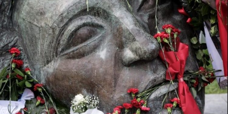 Alldaynews.gr Κοινό κείμενο ΚΚΕ – ΣΥΡΙΖΑ – ΜέΡΑ25 για το Πολυτεχνείο: Αποσύρετε την απαράδεκτη απόφαση