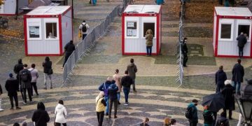 Alldaynews.gr Μας δείχνει το δρόμο: Το πρωτοποριακό πείραμα της Σλοβακίας που ρίχνει 50% τα κρούσματα χωρίς lockdown