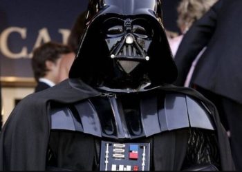 Παγκόσμια συγκίνηση: Πέθανε ο Darth Vader των Star Wars!