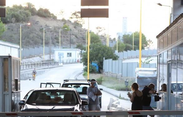 Alldaynews.gr Με πλαστά τεστ κορωνοϊού περνούσαν Αλβανοί εργάτες από τα σύνορα
