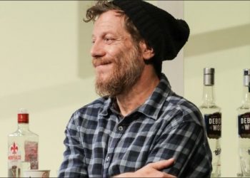 Θρήνος: Νεκρός ο γνωστός ηθοποιός Βαγγέλης Χατζηνικολάου