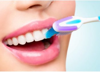 Ο ΕΟΦ ανακάλεσε γνωστή οδοντόκρεμα! Δείτε ποια είναι και τι βρήκαν