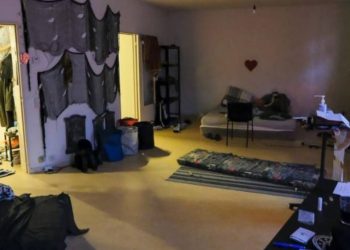 Σάλος με το σ3ξουαλικό κορονοπάρτι με Ευρωβουλευτή