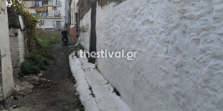 Θεσσαλονίκη: 14χρονος και 12χρονη Ρομά Σκότωναν και οι παππούδες φιλούσαν τσίλιες![photos]