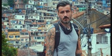 Alldaynews.gr Μαυρίδης σε Σρόιτερ για Πετράκο: “Τους κάνατε να φαίνονται μάγκες”