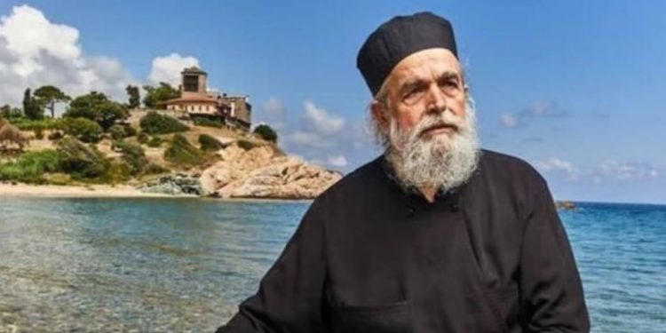 Alldaynews.gr Εκοιμήθη ο αρχιμάγειρας του Αγίου Όρους, Γέροντας Επιφάνιος Μυλοποταμινός
