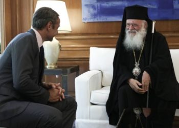 Lockdown: Τα βρήκαν Εκκλησία και Κυβέρνηση! Ανοίγουν οι ναοί υπό προϋποθέσεις