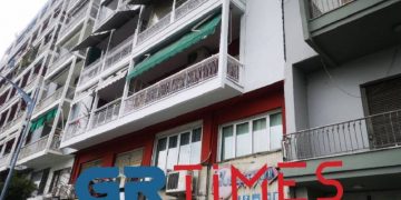 Alldaynews.gr Θεσσαλονίκη-Τώρα: Βρέθηκε πτώμα σε φωταγωγό πολυκατοικίας