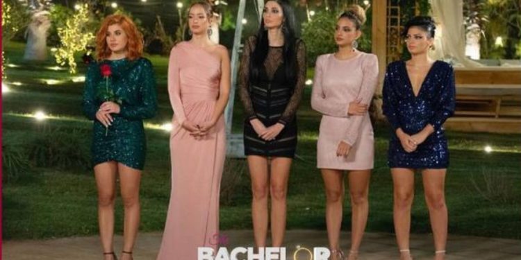 The Bachelor: “Πάγωσαν” όλοι μόλις είδαν που δεν έδωσε τριαντάφυλλο ο Βασιλάκος!